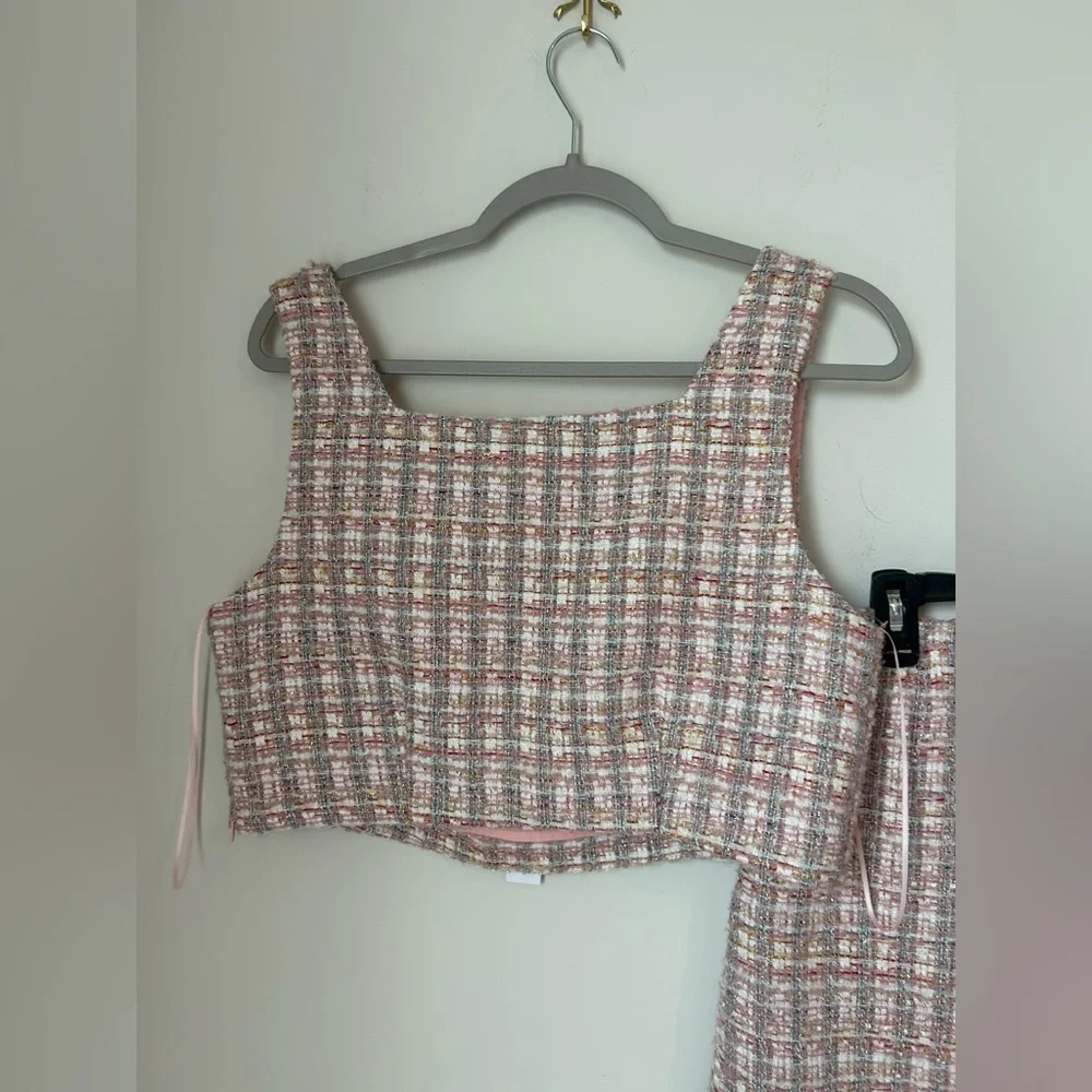 Pink Tweed Crop top and Mini Skirt two piece Set - Picture 9 of 9
